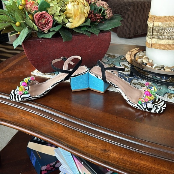 BETSEY JOHNSON Black Embellished Ankle Strap Open Toe Block Heel Beaded Sandals - Picture 14 of 16